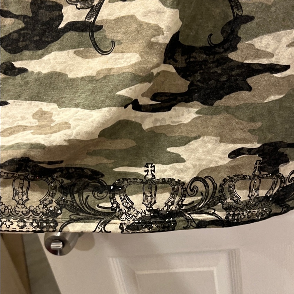 Camo Print Tank Top - Picture 4 of 7